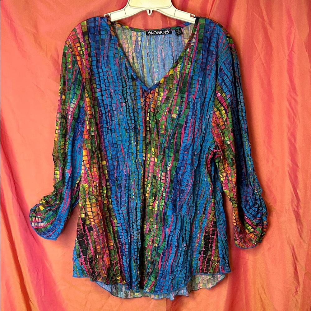 SNO SKINS Multicolor Mosaic V-Neck Blouse in Blue, Green, Pink, Orange Size XXL
